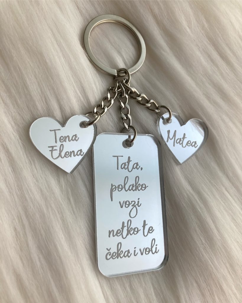 Privjesak za ključeve Tata, polako vozi